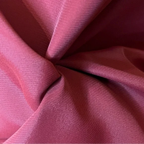 Liz Baker Burgundy Sleeveless Blouse - Picture 3 of 6